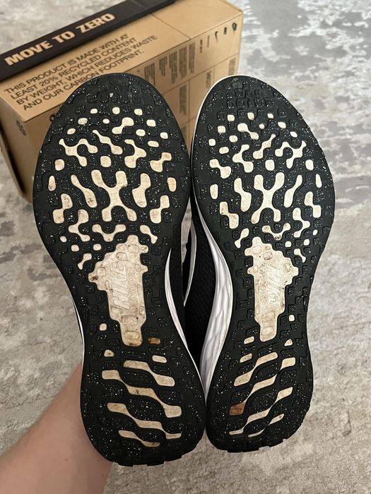 Кросівки Nike Revolution 6