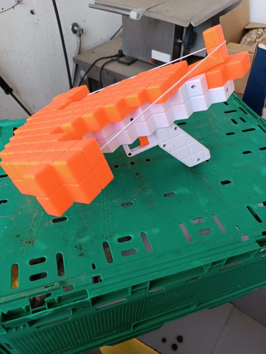 Nerf Minecraft com balas