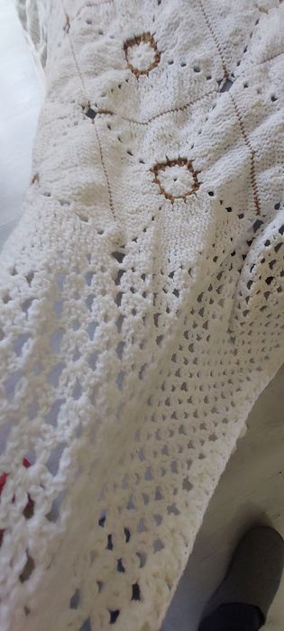 Manta pura lã toda trabalhada