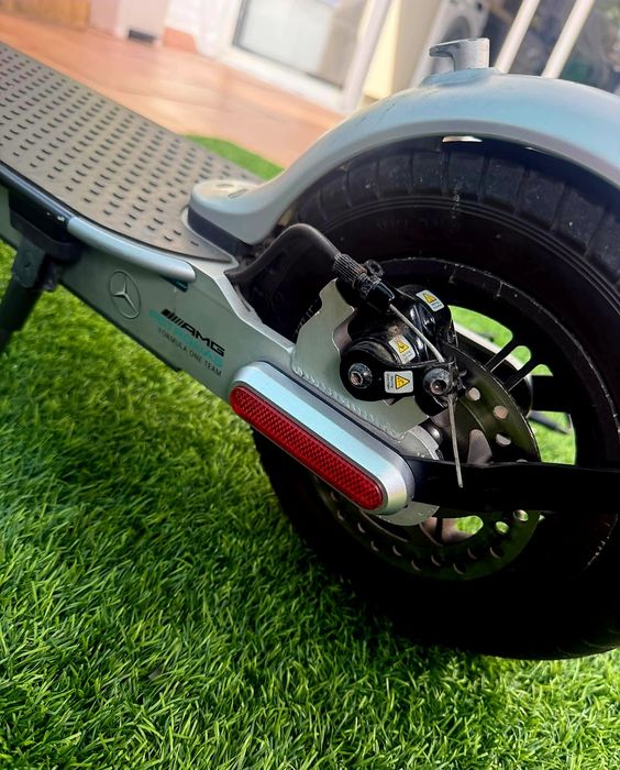 Trotinete Elétrica XIAOMI MI 2 Pro Mercedes AMG F1