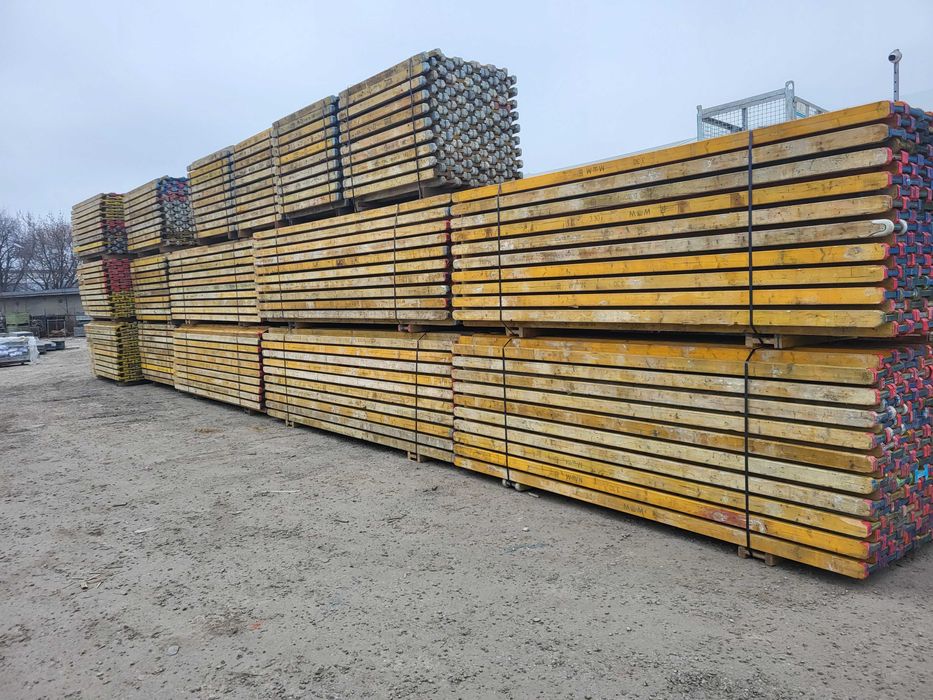 Podpory stropowe Stemple budowlane Dźwigar Płyta szalunkowa Trójnogi