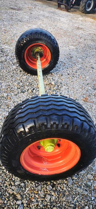 Oś prasa Claas Variant 280