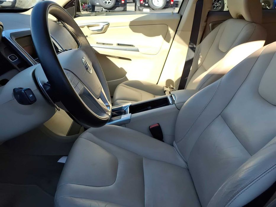 Volvo XC60  2015