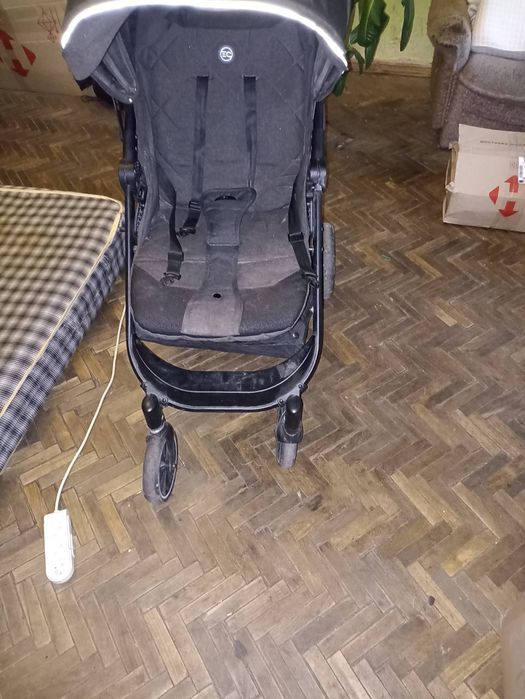 Коляска дитяча рохкладна!