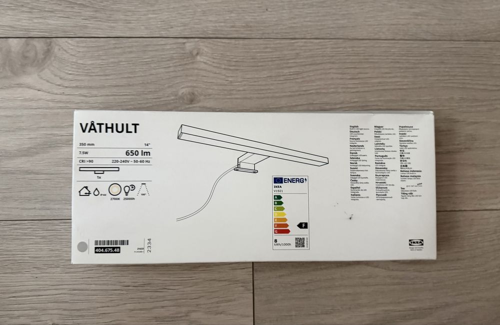 IKEA VATHULT – kinkiet LED 35 cm, 650 lm, nowy