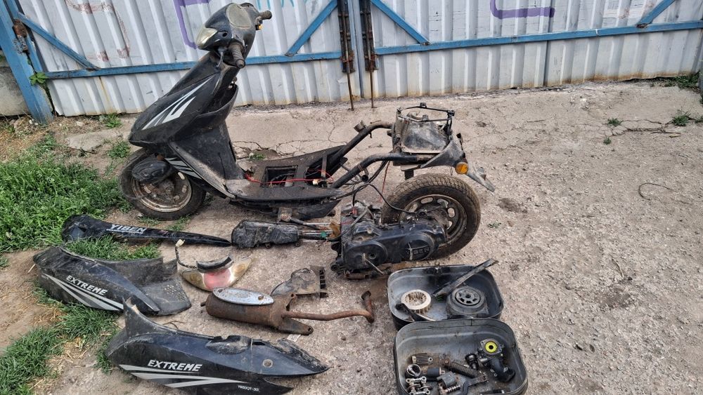 Скутер YIBEN 50cc