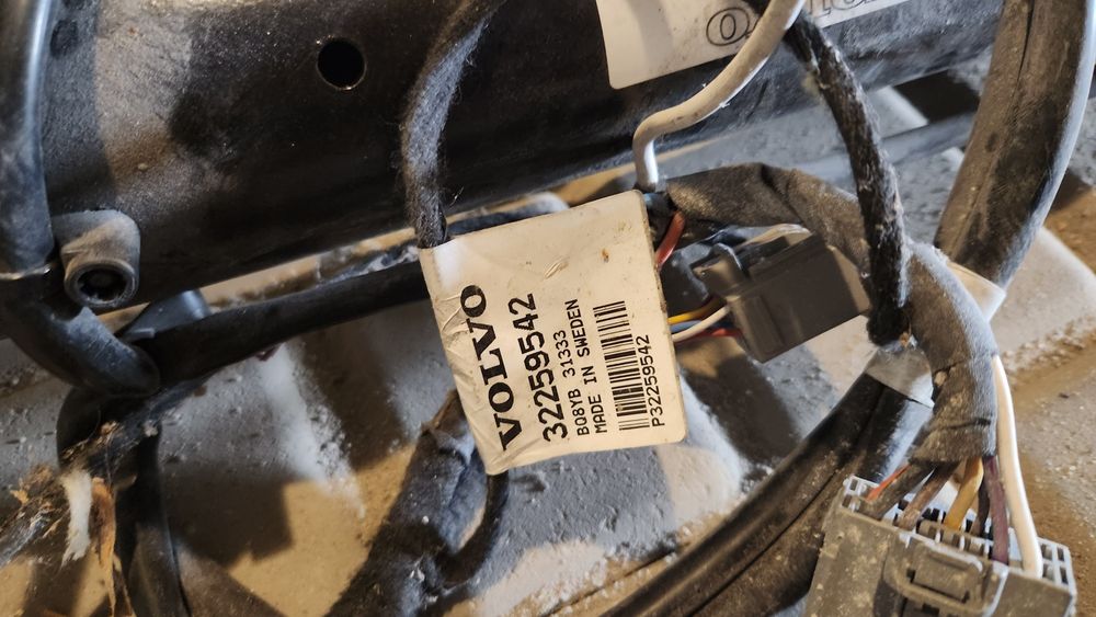 Фаркоп Volvo xc90 SPA Вольво хс90