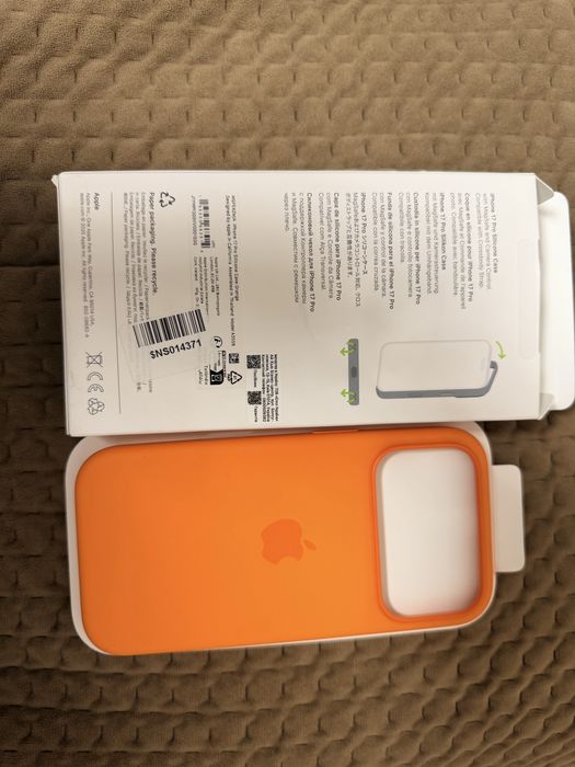 Iphone 17 Pro чехол новий