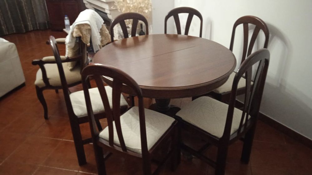Solid Wood Dining Table with Six Chairs64739745146371120