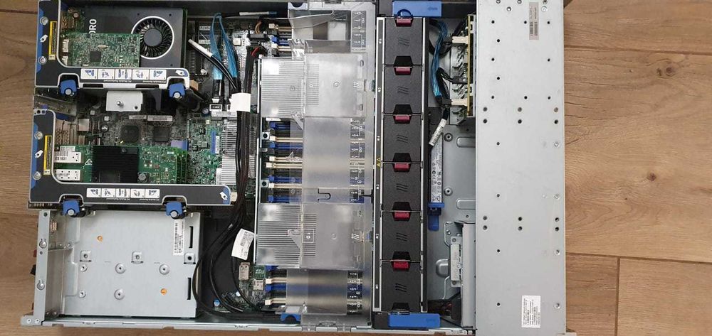 HPE DL380 Gen9  2× Xeon E5-2650 v4 Quadro M2000 4GB  6×10Gb SFP+  RAID P440ar 2×800W