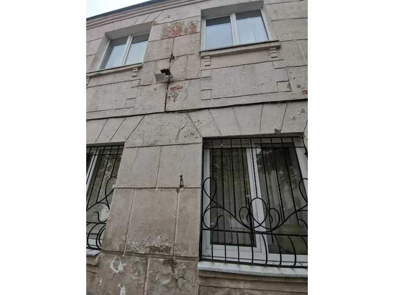 ЄМК ДП Укркольорпром, 1370,4 кв. м, вул. Старокозацька, 34А