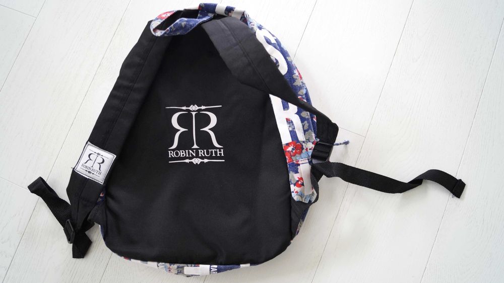 Plecak AMSTERDAM, granatowy, kwiatki, stan bardzo dobry