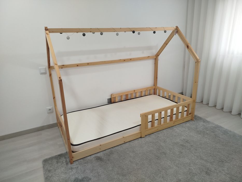 Cama Montessori com colchão