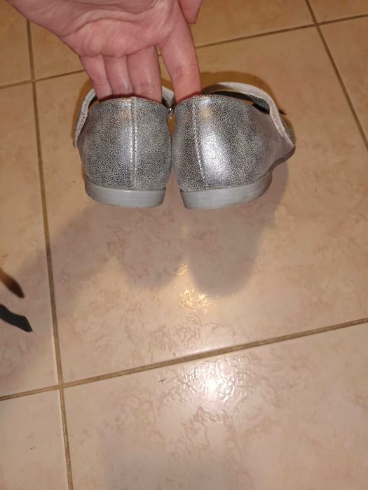 Eleganckie buty, balerinki Kornecki