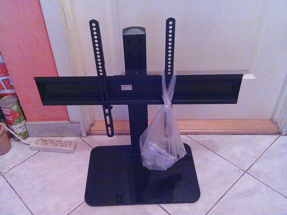 Uniwersalny stojak do telewizora (monitora) VESA 32"-65" oraz vesa 8cm x 20cm