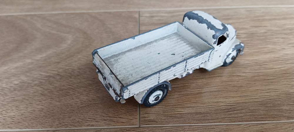 Dodge Rear Tipping Wagon Dinky Toys #Ref414