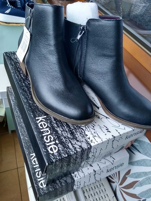 Botki czarne skórzane nowe 38,5