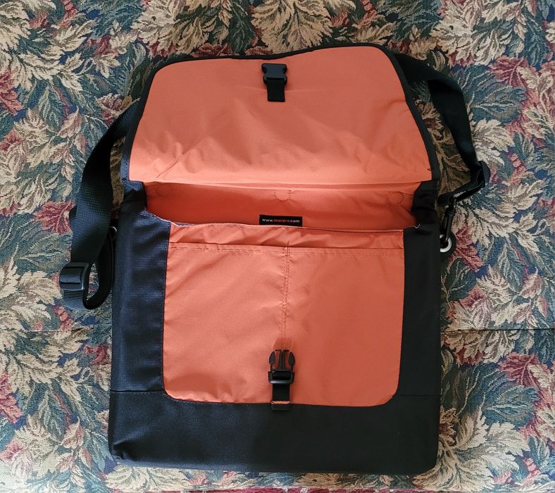 Lowepro Slim Factor M nowa torba na laptopa 14" listonoszka