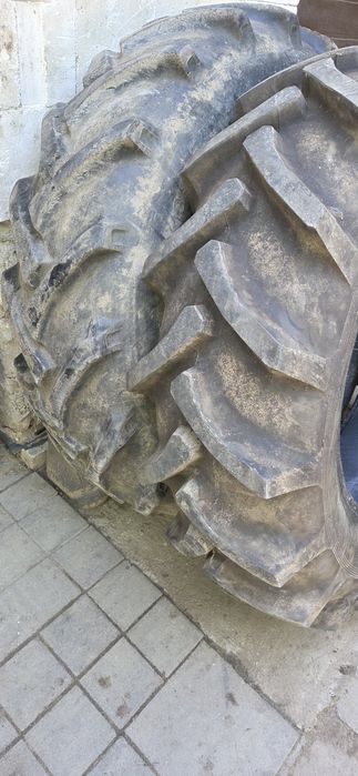 Opona 14.9x28 C360 16.9x28 Zetor C355