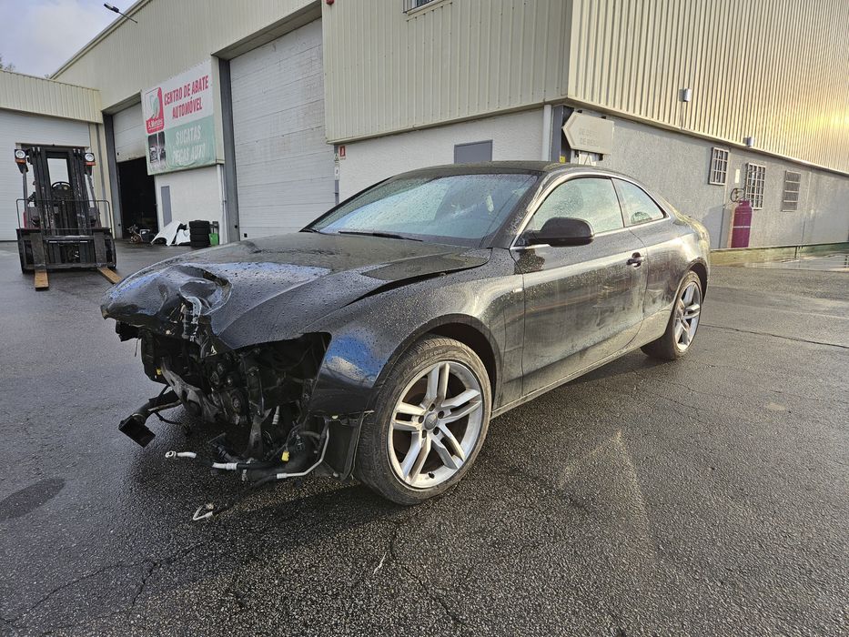 Audi A5 S line Coupé 2.0 TDi de 2011 para peças