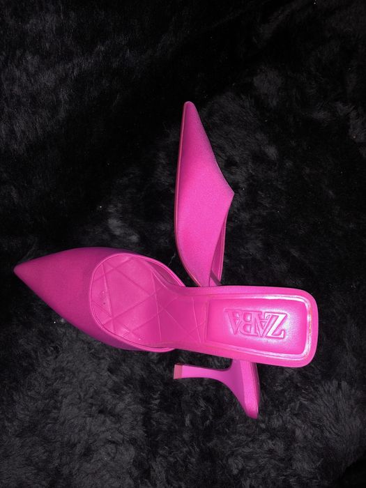 Мюлі/сабо/туфлі Zara