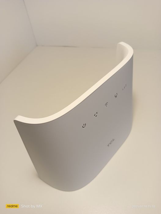 Router LTE na kartę SIM LTE 4G WiFi 5GHz gniazdo tel modem TCL HH63V1S