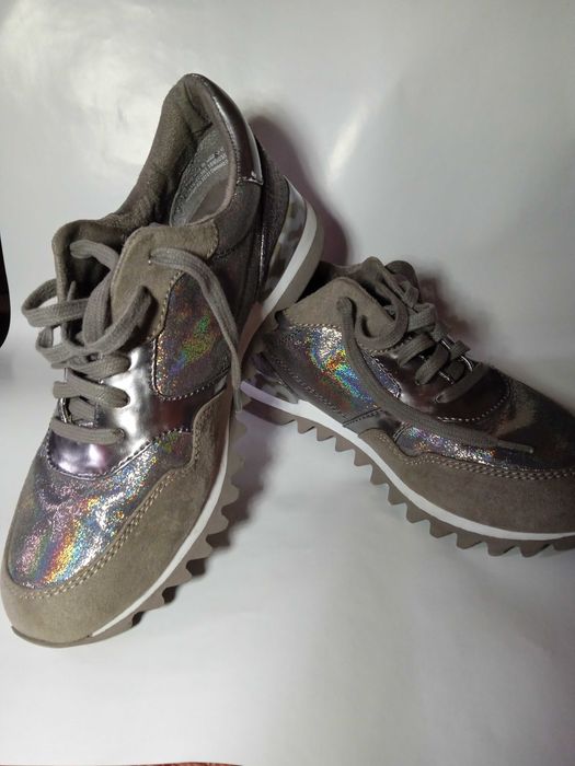 Кросівки tamaris