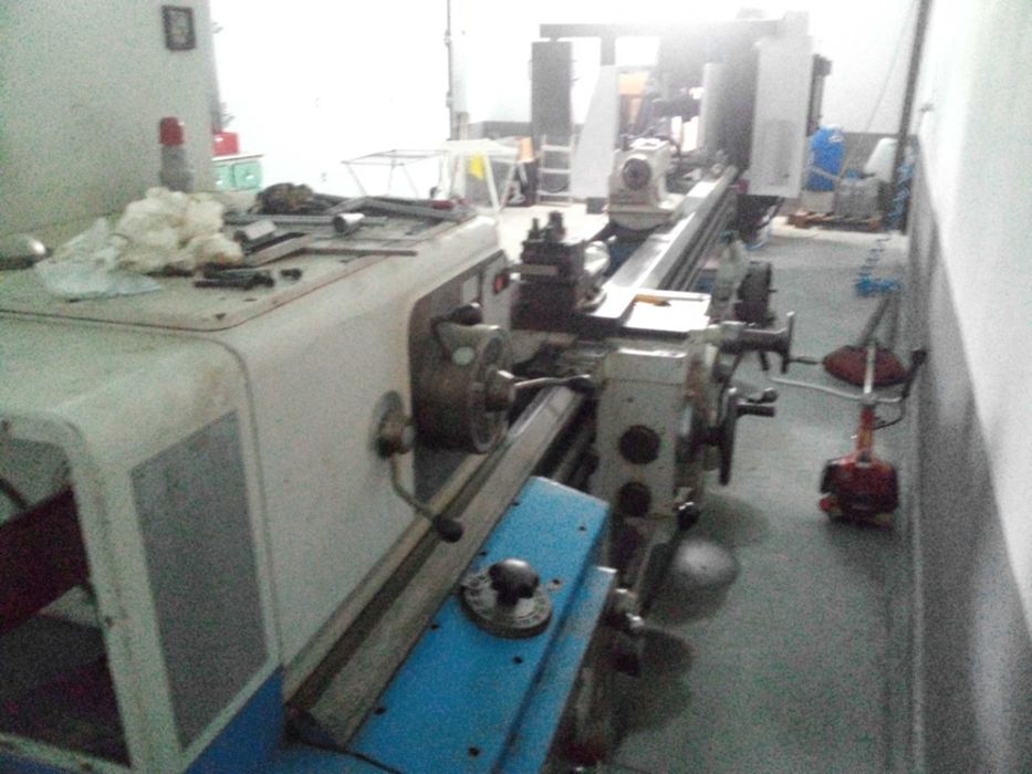 torno convencional 4,5 metros em bom estado