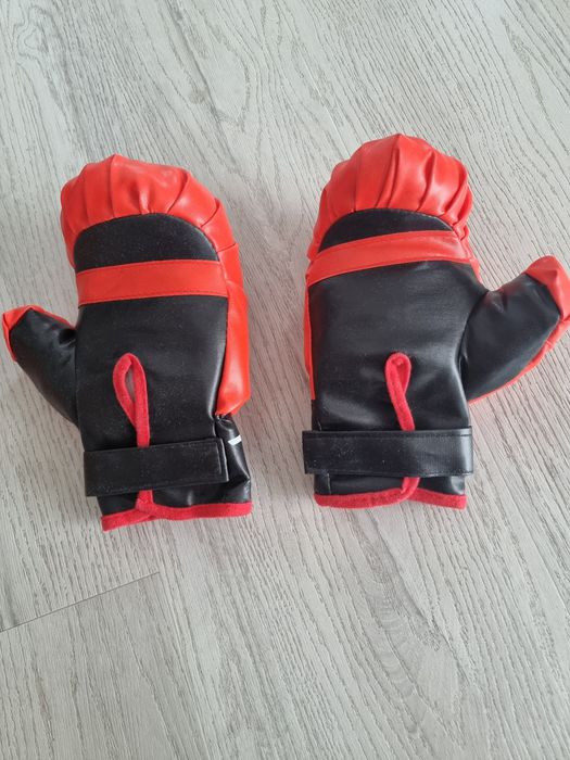 Worek bokserski dla dzieci 20-25 kg + rękawice