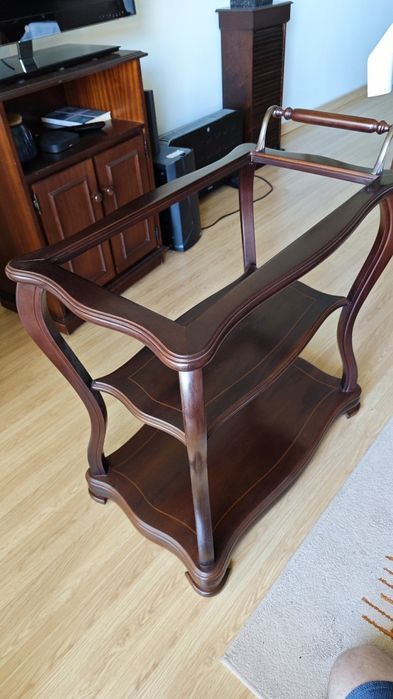 Carrinho de sala em madeira mogno