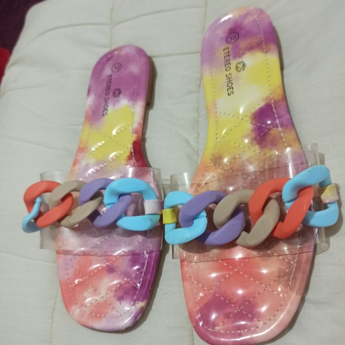 Sandália mulher NOVA