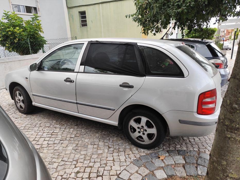 Vendo um Škoda Fabia
