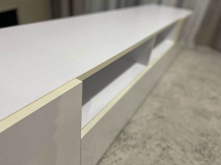 Szafka RTV 200cm.