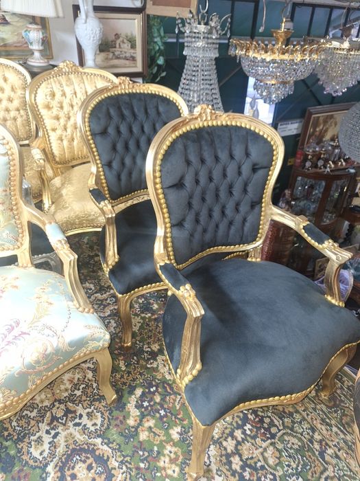 Canapés/Cadeirões ( Variadíssimos)