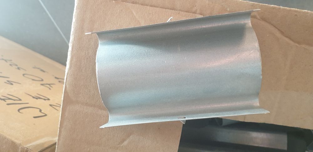 Łącznik do stelaży