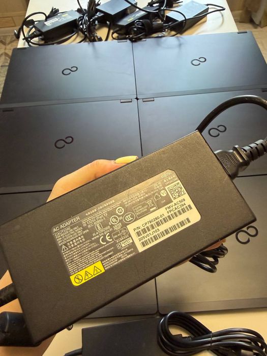 Fujitsu Celsius H780 32 RAM 512 SSD