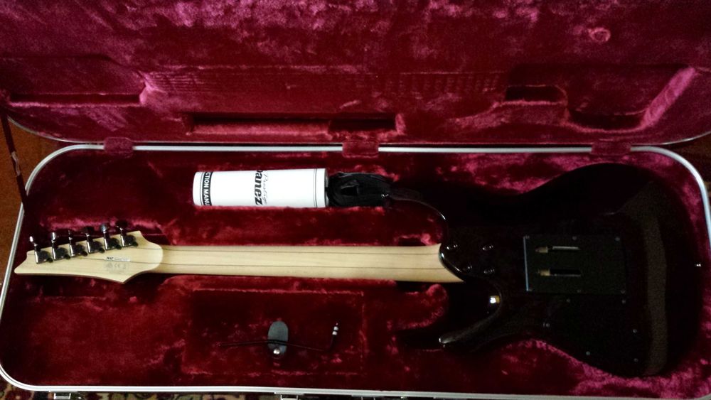 guitarra Ibanez Prestige S5570Q RBB