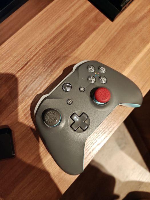 Konsola Xbox One X