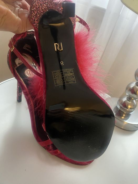 Sandałki na obcasie River Island rozm 41