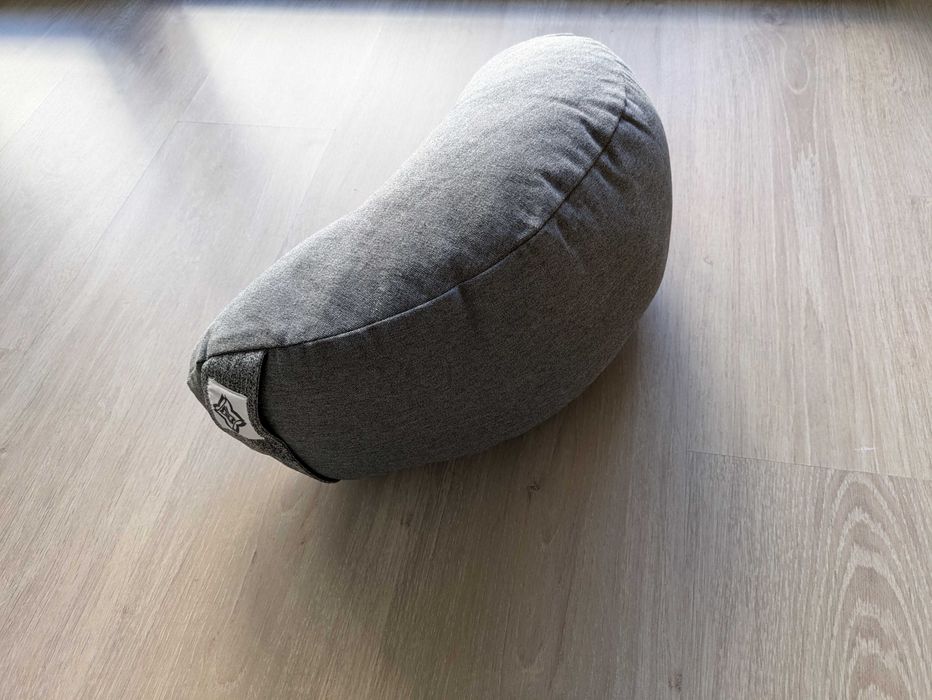 Almofada Yoga e Meditação 1/2 lua cizento