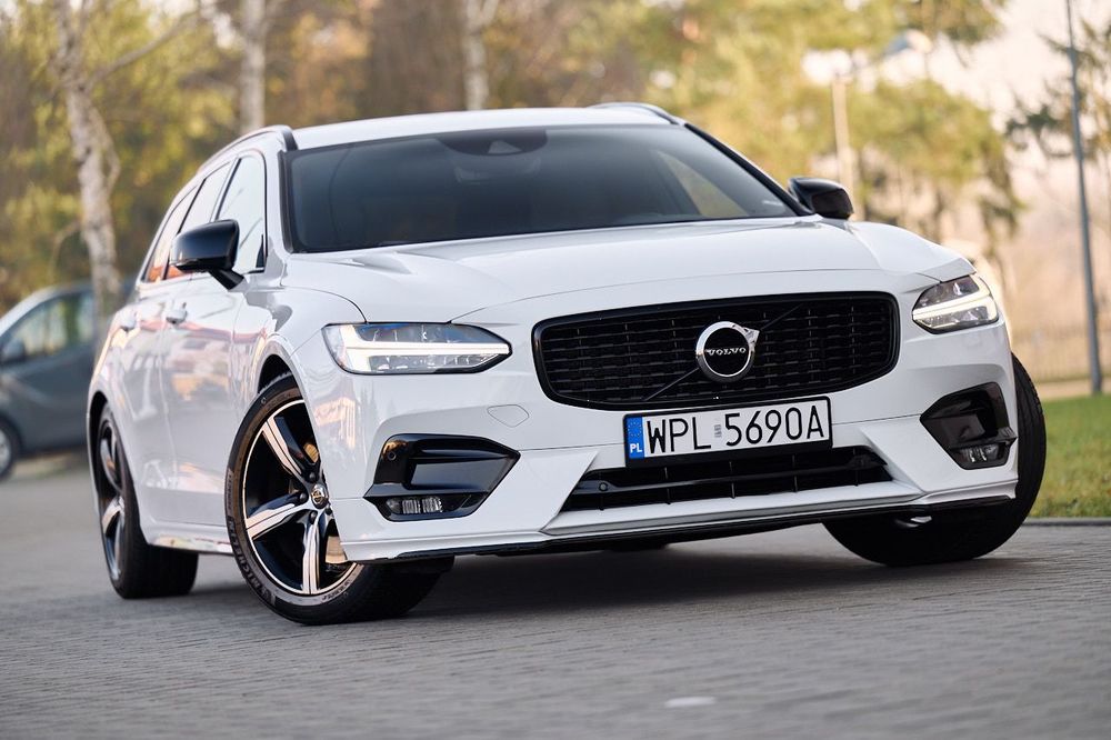 Volvo V90 T4 R-DESIGN | POLESTAR | skóra | pamięć foteli | harman&kardon kamera