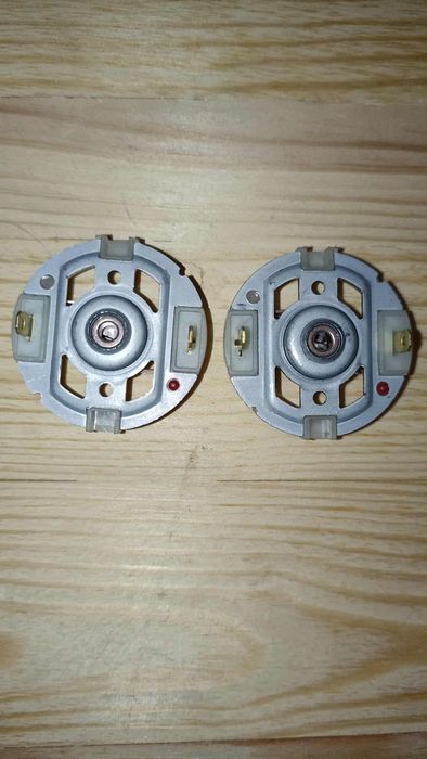 Щетки шуруповерта 2 шт. RS 550. Є на 775.