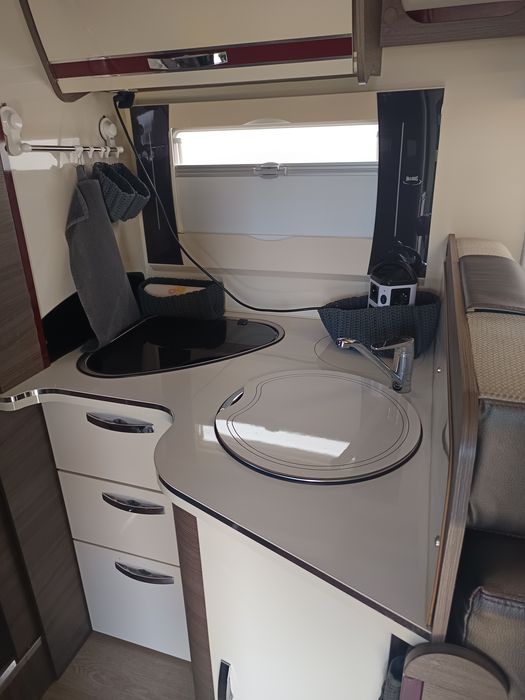 Autocaravana McLouis 80G com apenas 24500 km