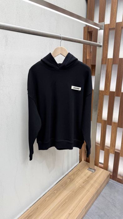 Czarna bluza jacquemus