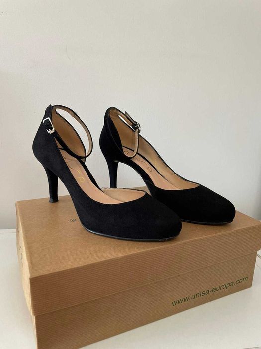 Sapatos 100% Pele Pretos
