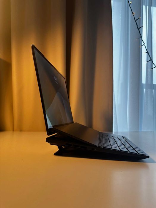 ASUS Zenbook Duo -PRO- i7-12700H RTX3050Ti 16GB/1TB UX8402Z laptop