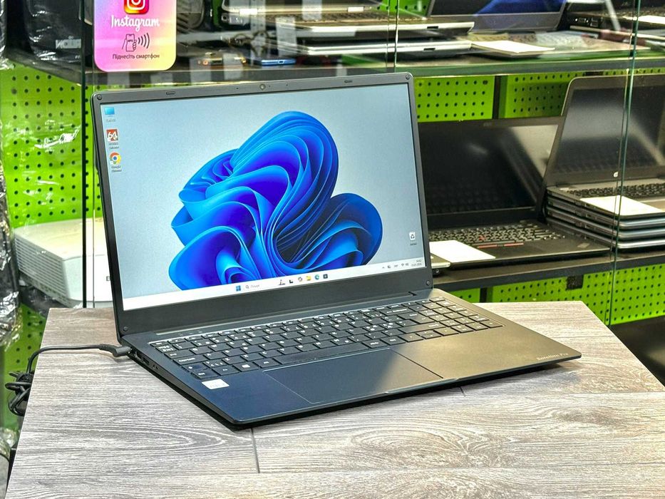 Ноутбук Toshiba / 15 дюймів / Intel i3-1005G1 / Є Обмін