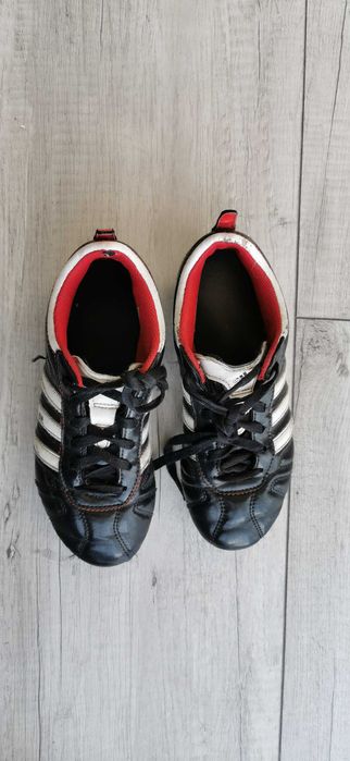 Korki piłkarskie Adidas r. 33