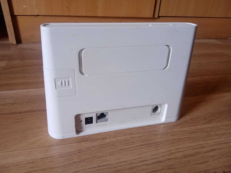 Router Huawei B311-221