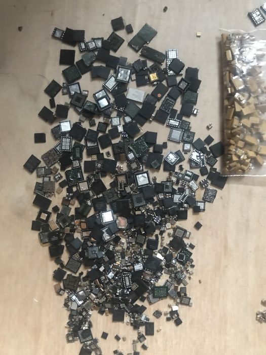 Позолота з мобільних телефонів для афінажу